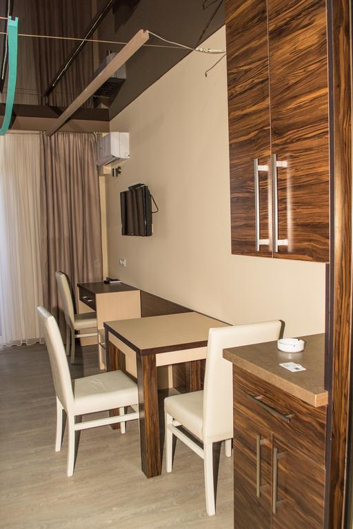 White Sail Apartments Batumi Eksteriør billede